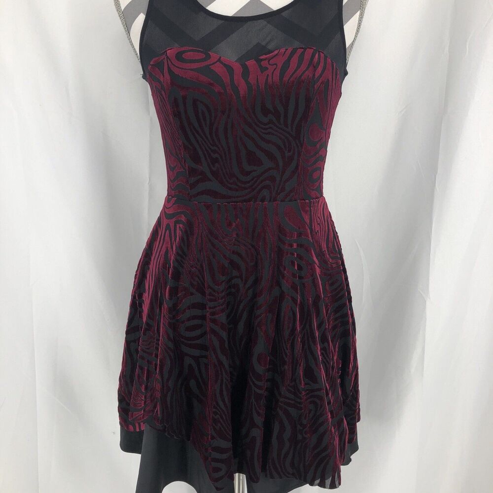 Forever XXI 21 Zebra Print Velvet Red And Black Dress juniors size Small